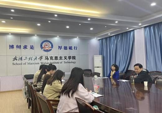 ˵��: 240F9539A6FE8EED8591388E03C14321